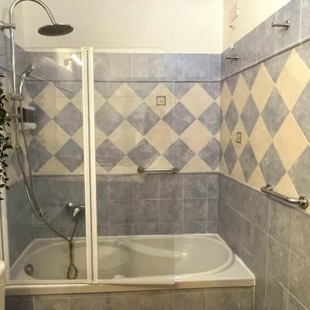 Valley View ساساري
