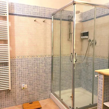 Valley View Apartment